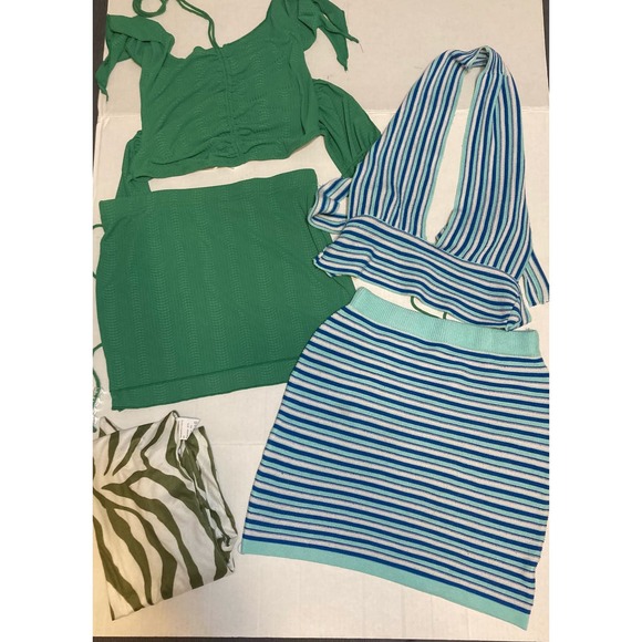 SHEIN Women’s Small Outfits Tanks 11 pieces‎ - Picture 2 of 3